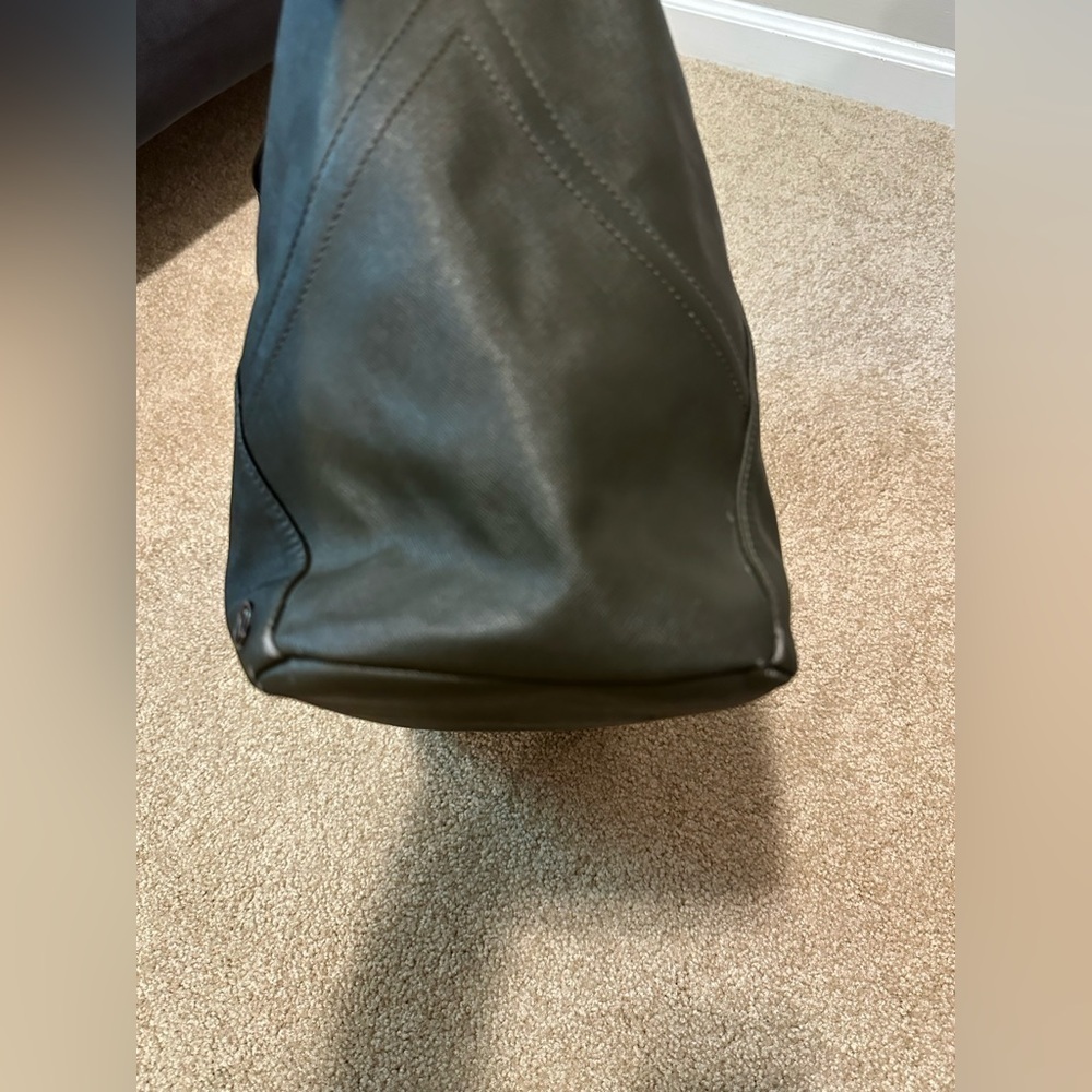 Lululemon All Day Tote and Small Pouch Dark Olive - Picture 8 of 16